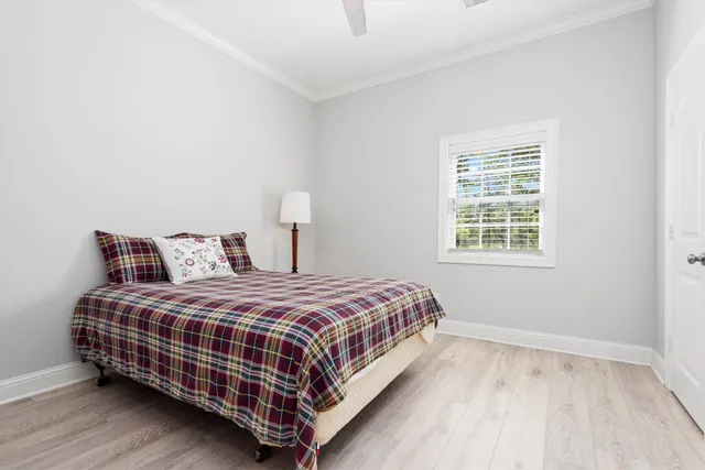 $430,000 | 139 Laurel Cove West, Onalaska, TX 77360