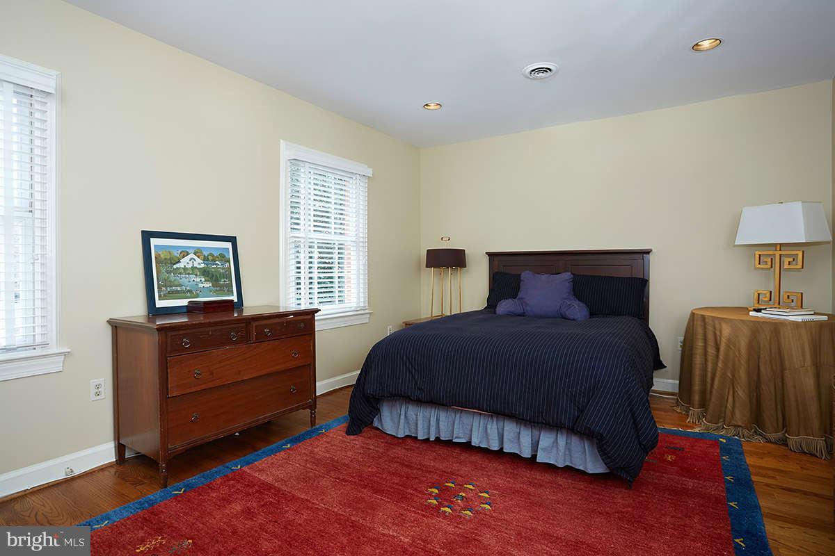 9812 Kendale Road Potomac, MD 20854 - Photo 22 of 30 Bedroom