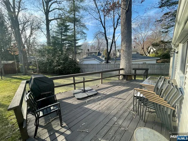 $5,300 | 22 Tenakill Street, Closter, NJ 07624