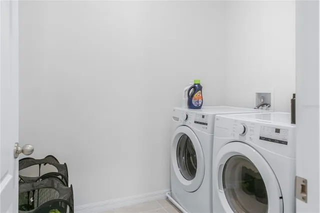 $350,000 | 2454 Taloncrest Court, Eagle Lake, FL 33839