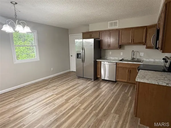 $350,000 | 17255 State Highway, Unit B, Marthasville, MO 63357