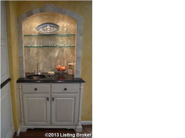 2003 Camargo Road Louisville, KY 40207 - Photo 12 of 35 Additional Photo