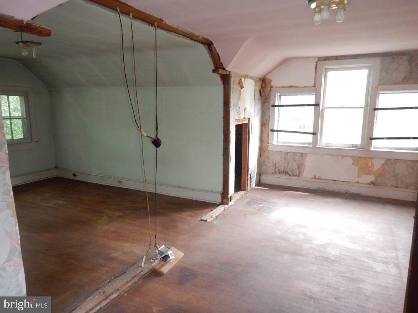 610 Good Intent Road Blackwood, NJ 08012 - Photo 10 of 14 an empty room with windows