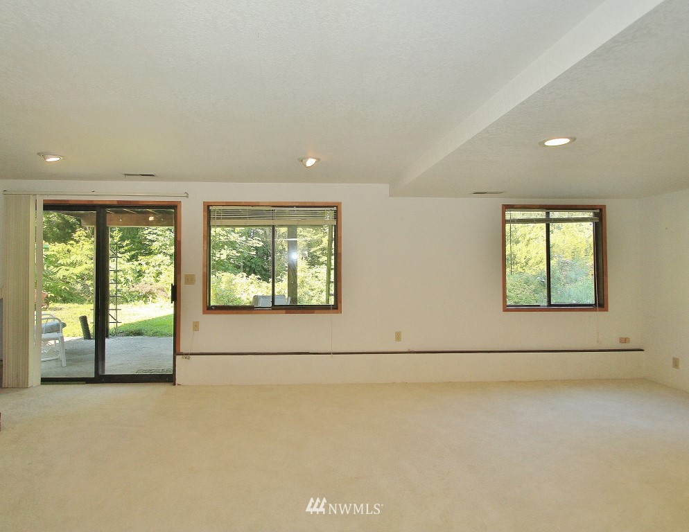 4402 Tom Marks Road Snohomish, WA 98290 - Photo 17 of 21 Gallery Image 17