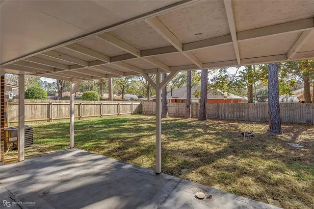 $229,900 | 5613 North Heatherstone Drive, Shreveport, LA 71129