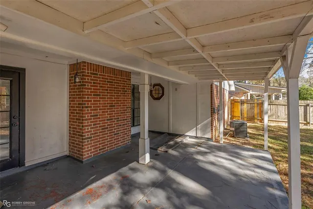 $229,900 | 5613 North Heatherstone Drive, Shreveport, LA 71129