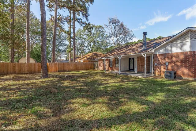 $229,900 | 5613 North Heatherstone Drive, Shreveport, LA 71129