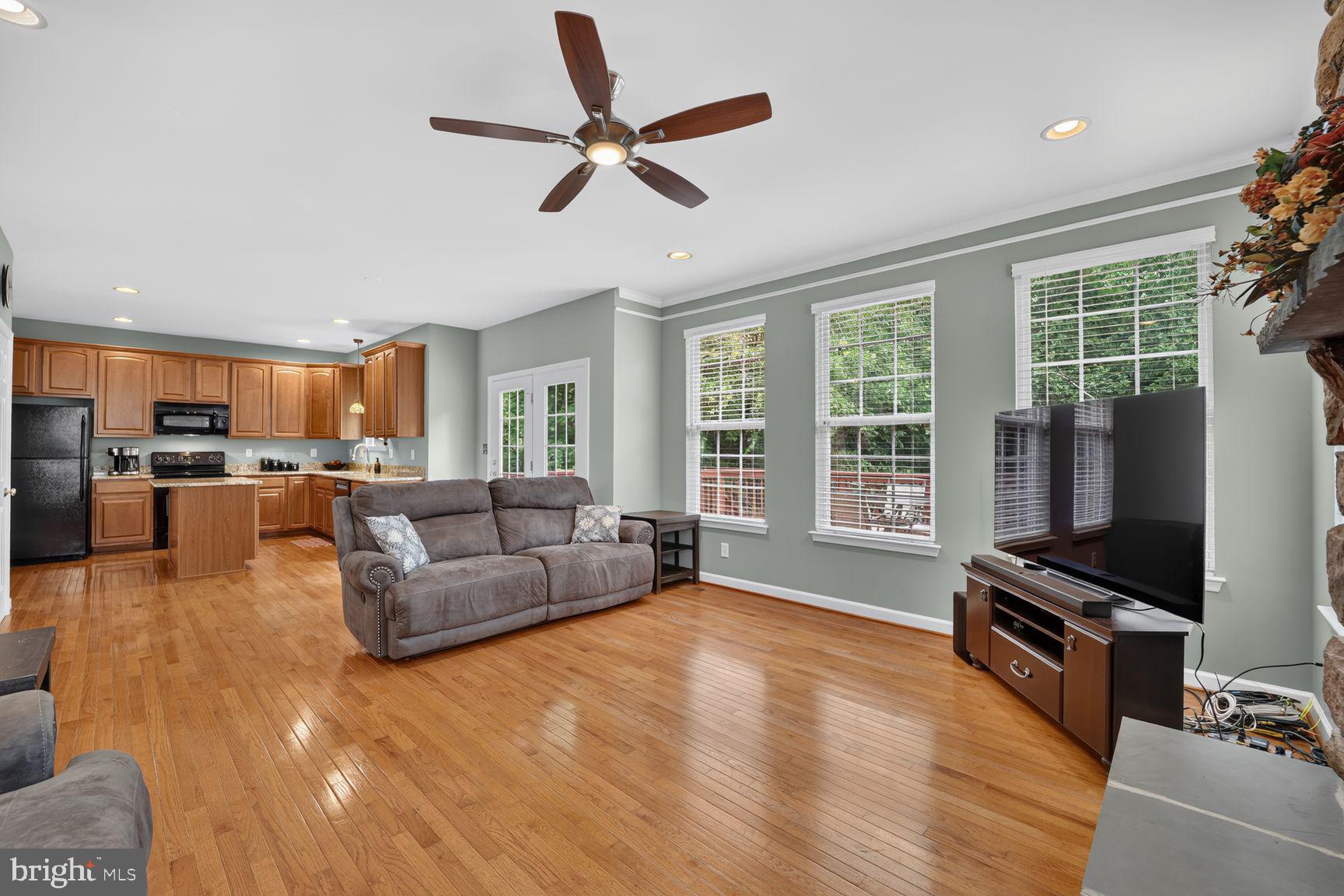 9957 Guilford Road Jessup, MD 20794 - Photo 10 of 37 Family Room