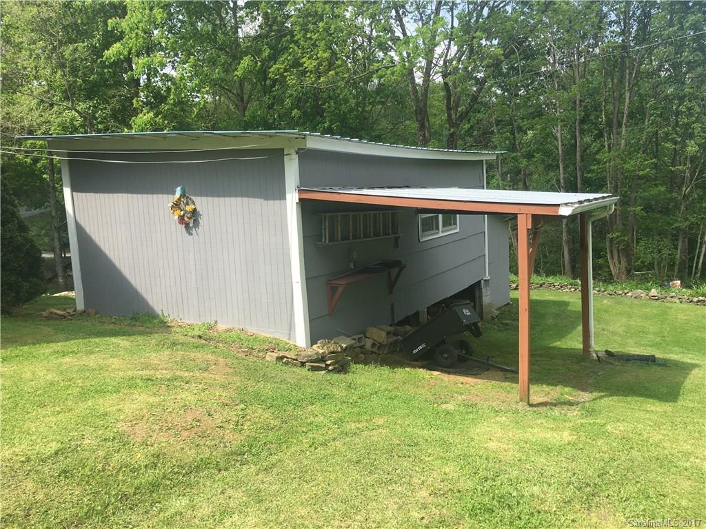 110 Frank Brown Road Vilas, NC 28692 - Photo 2 of 18 Gallery Image 2