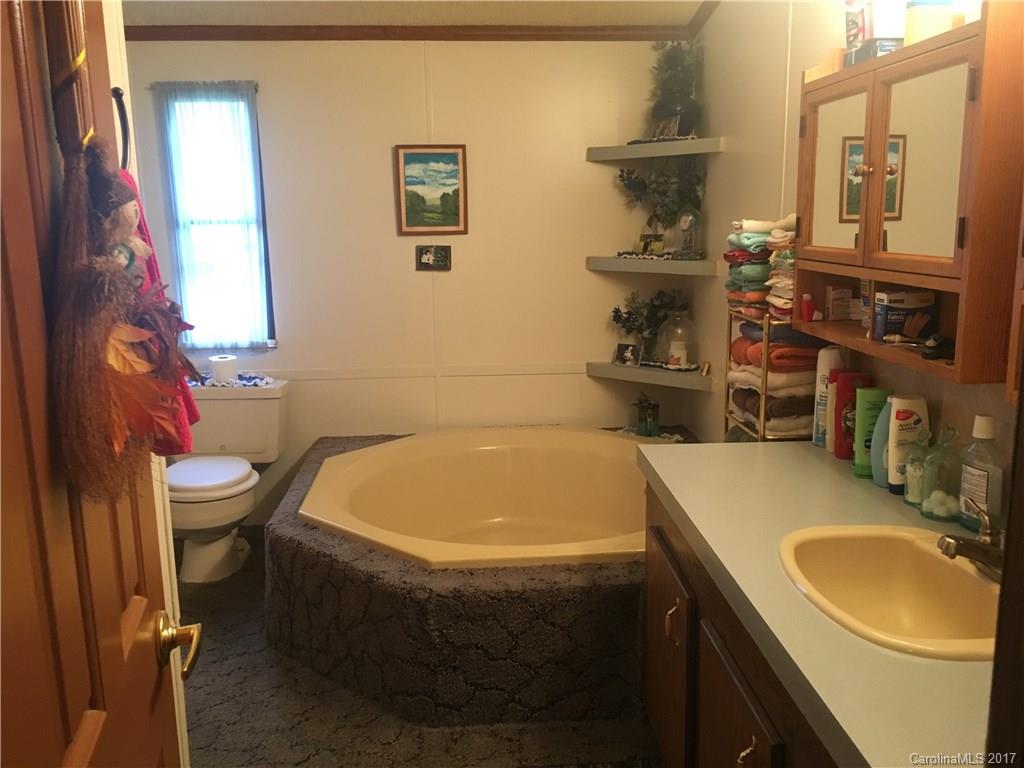 110 Frank Brown Road Vilas, NC 28692 - Photo 8 of 18 Gallery Image 8