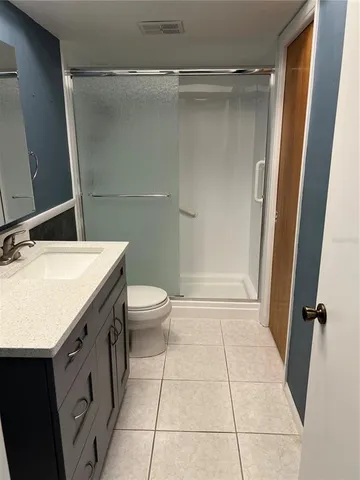 $185,000 | 1614 Berwick Court, Unit D, Palm Harbor, FL 34684