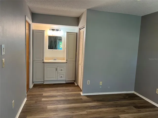 $185,000 | 1614 Berwick Court, Unit D, Palm Harbor, FL 34684