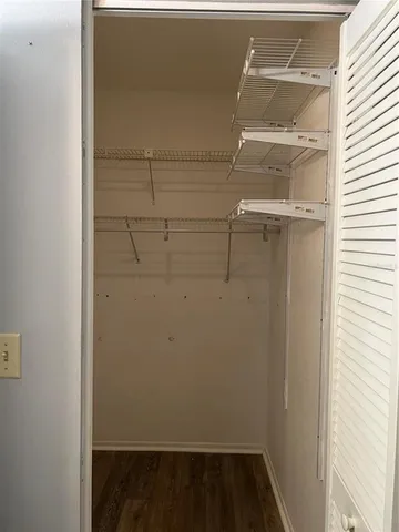 $185,000 | 1614 Berwick Court, Unit D, Palm Harbor, FL 34684