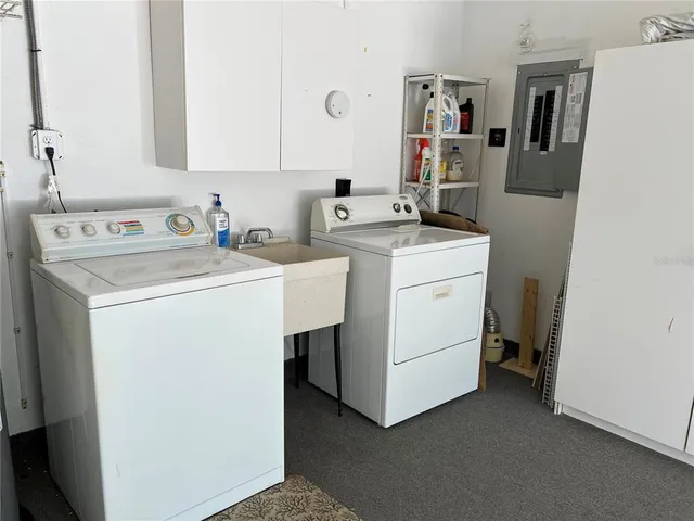 $185,000 | 1614 Berwick Court, Unit D, Palm Harbor, FL 34684