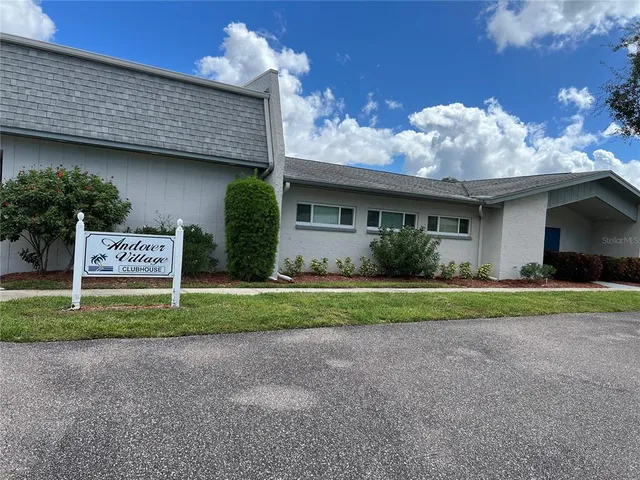 $185,000 | 1614 Berwick Court, Unit D, Palm Harbor, FL 34684