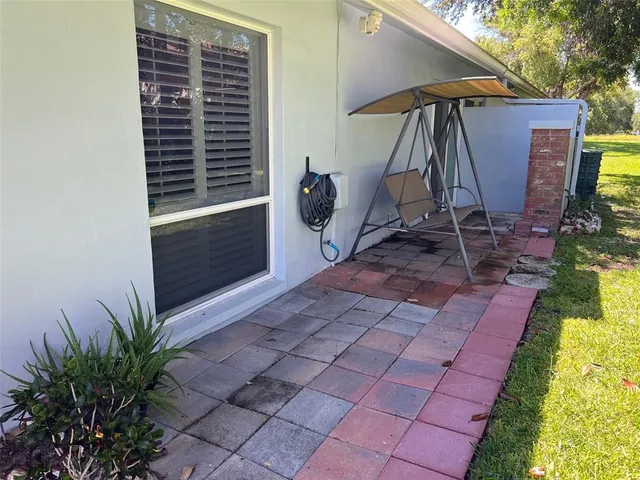 $185,000 | 1614 Berwick Court, Unit D, Palm Harbor, FL 34684