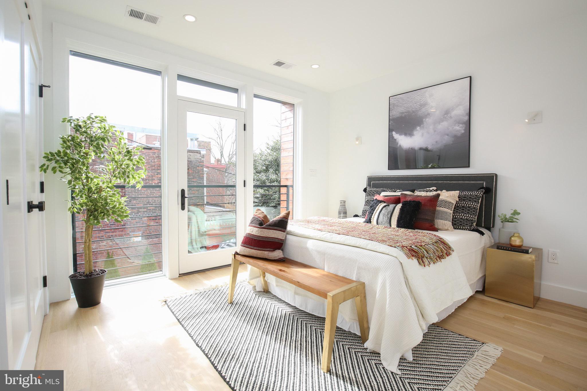 419 Independence Avenue Southeast Washington, DC 20003 - Photo 16 of 27