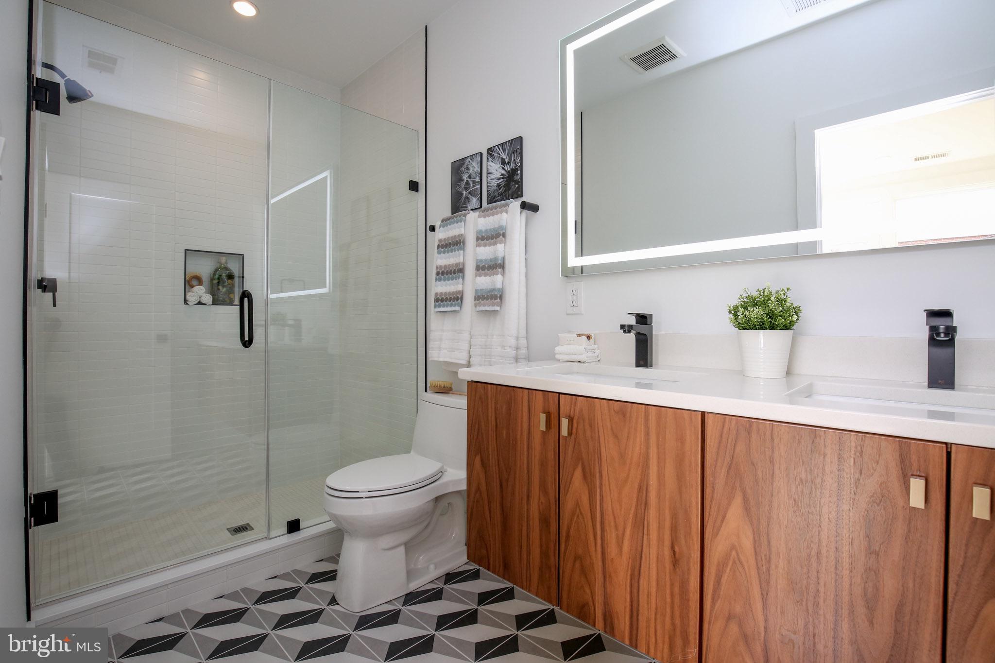 419 Independence Avenue Southeast Washington, DC 20003 - Photo 18 of 27