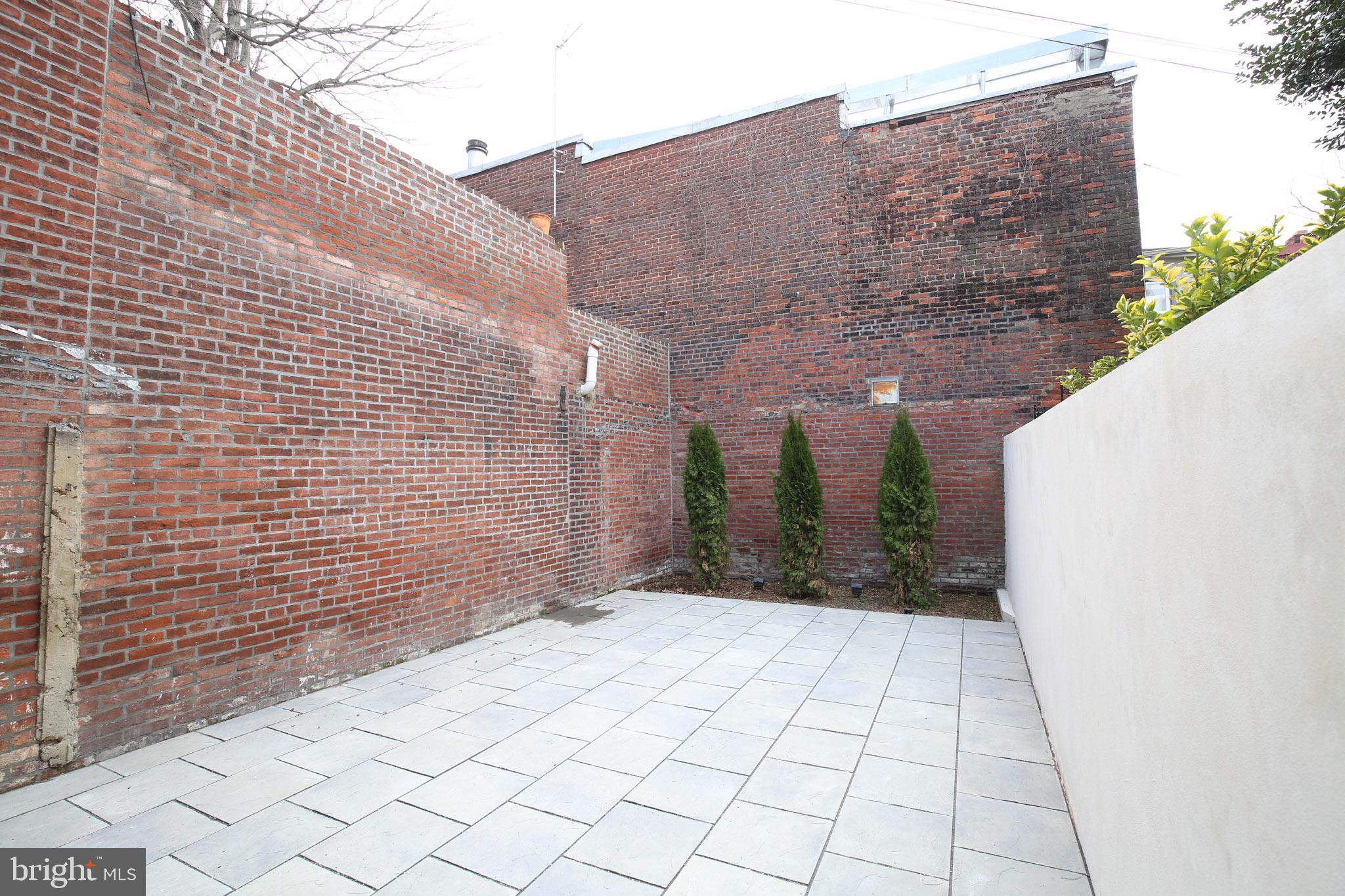 419 Independence Avenue Southeast Washington, DC 20003 - Photo 25 of 27