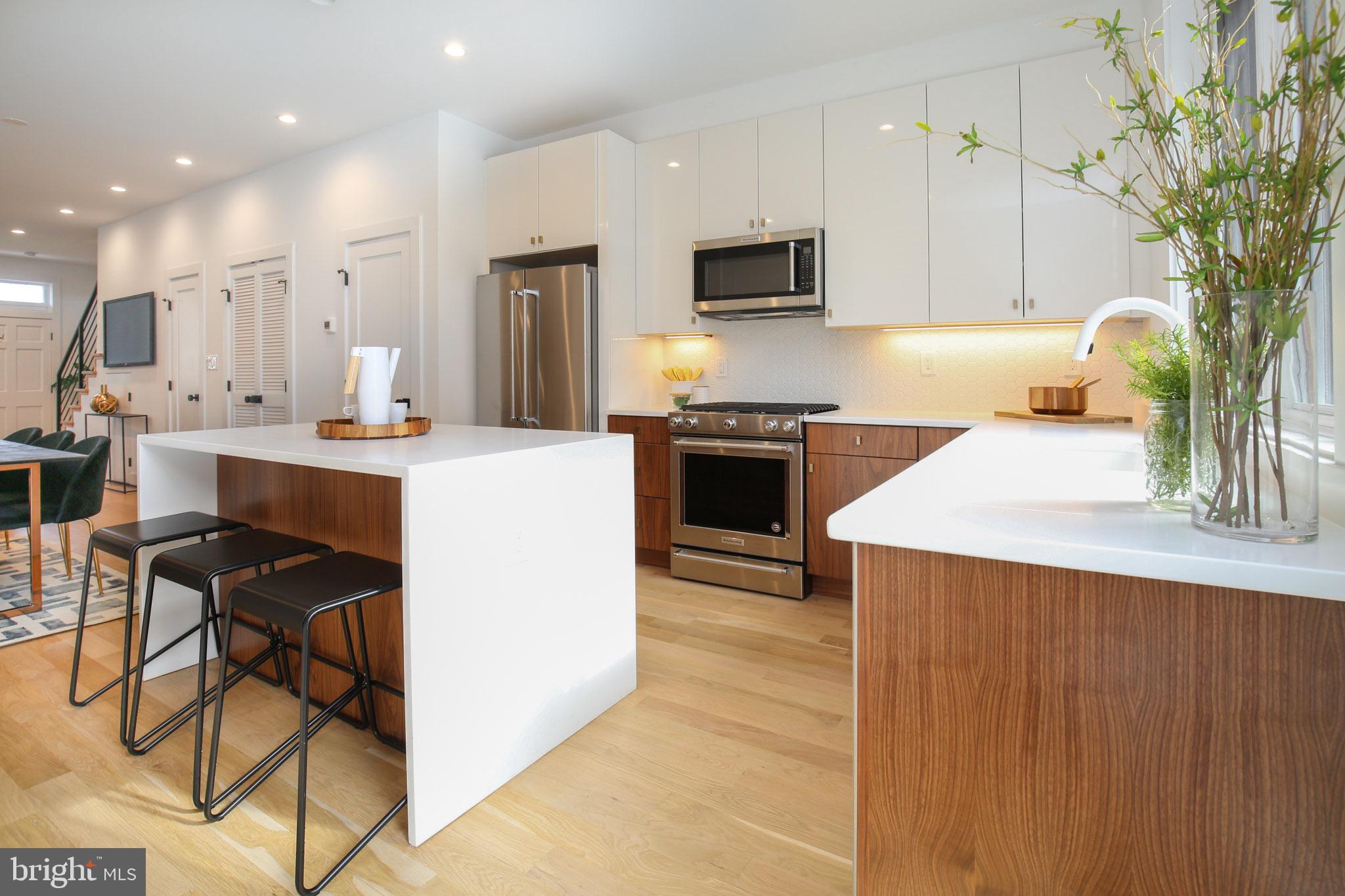 419 Independence Avenue Southeast Washington, DC 20003 - Photo 10 of 27