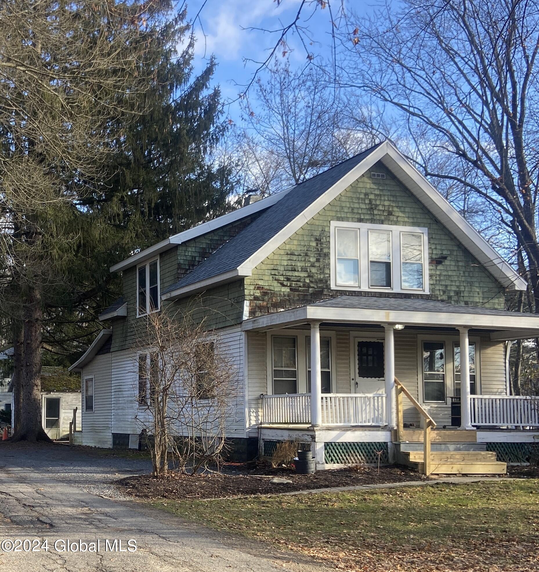 658 Lisha Kill Road Schenectady, NY 12309 - Photo 1 of 2 IMG_9375