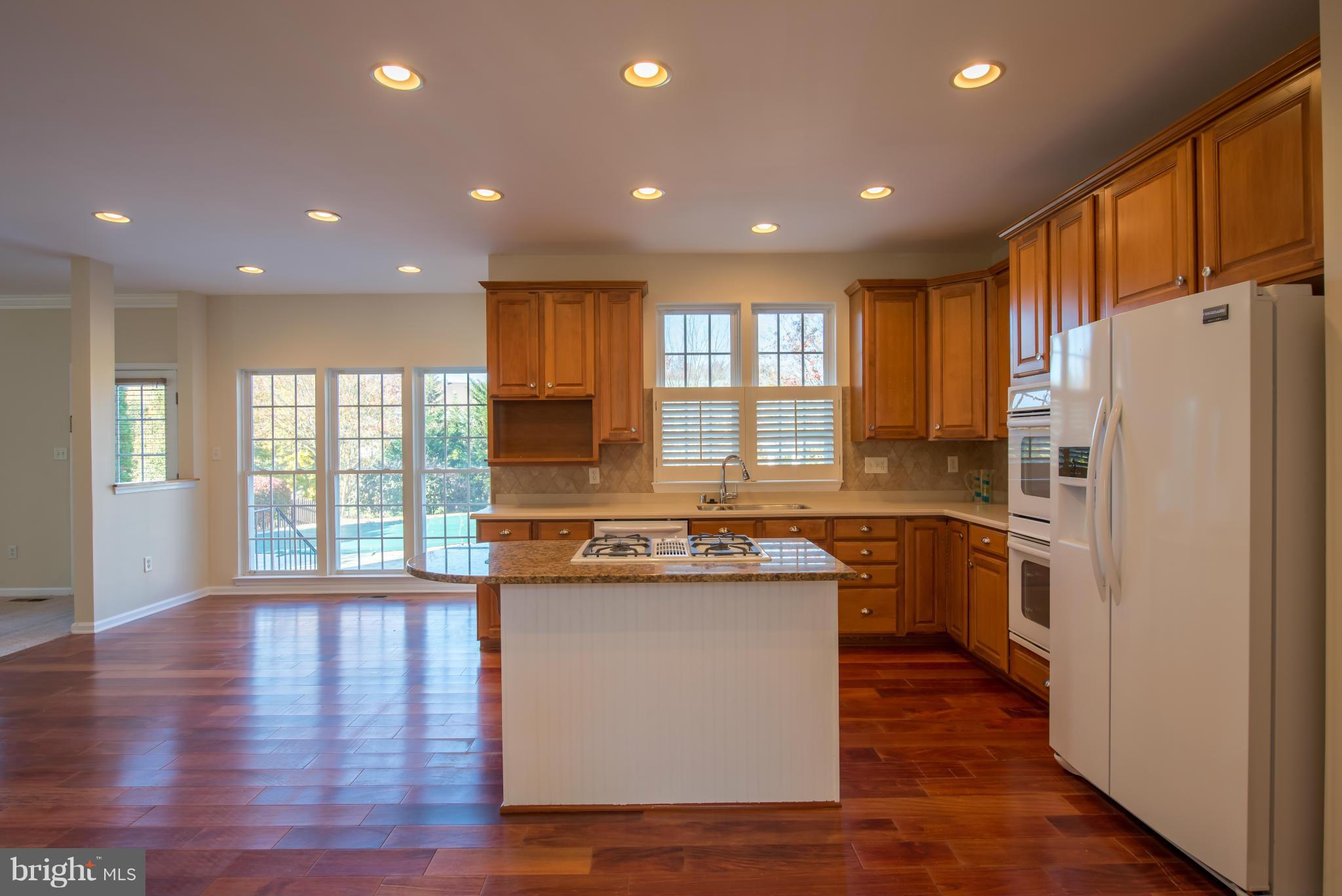 2422 Valley Brook Lane Gambrills, MD 21054 - Photo 6 of 30 Kitchen