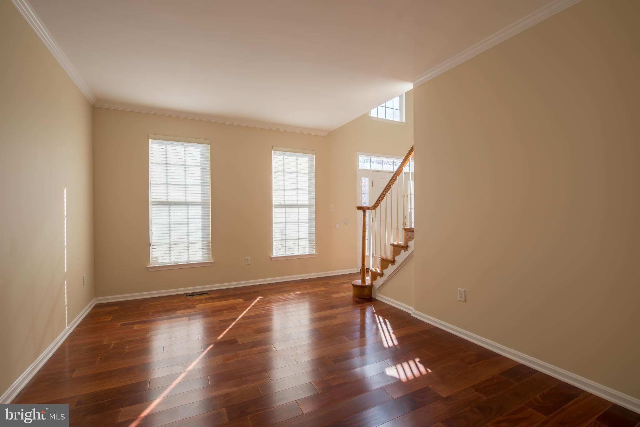 2422 Valley Brook Lane Gambrills, MD 21054 - Photo 10 of 30 Living Room