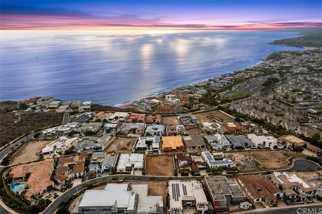 9 Pacific Ridge Place Dana Point, CA 92629 - Photo 9 of 16 a view of a city
