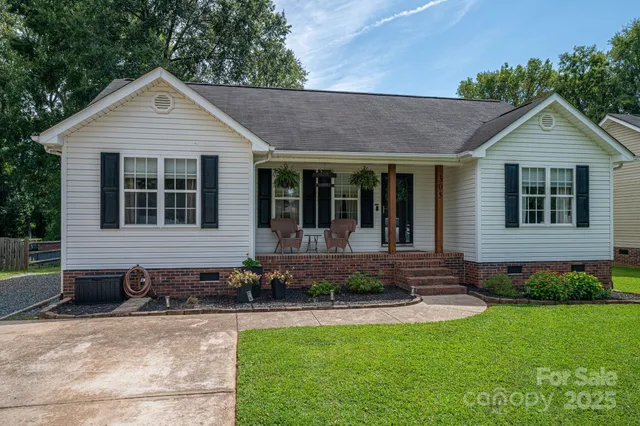 $305,000 | 305 Hill Street, Mount Holly, NC 28120