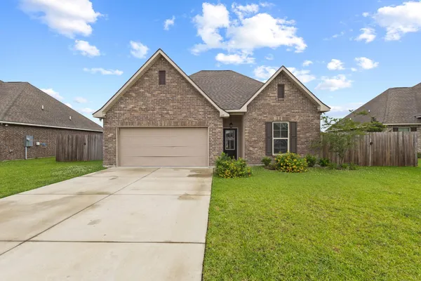 $389,000 | 605 Balsa Wood Drive, Orange, TX 77630