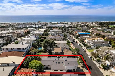 $4,600,000 | 642 14th Street, Manhattan Beach, CA 90266
