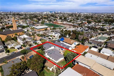 $4,600,000 | 642 14th Street, Manhattan Beach, CA 90266