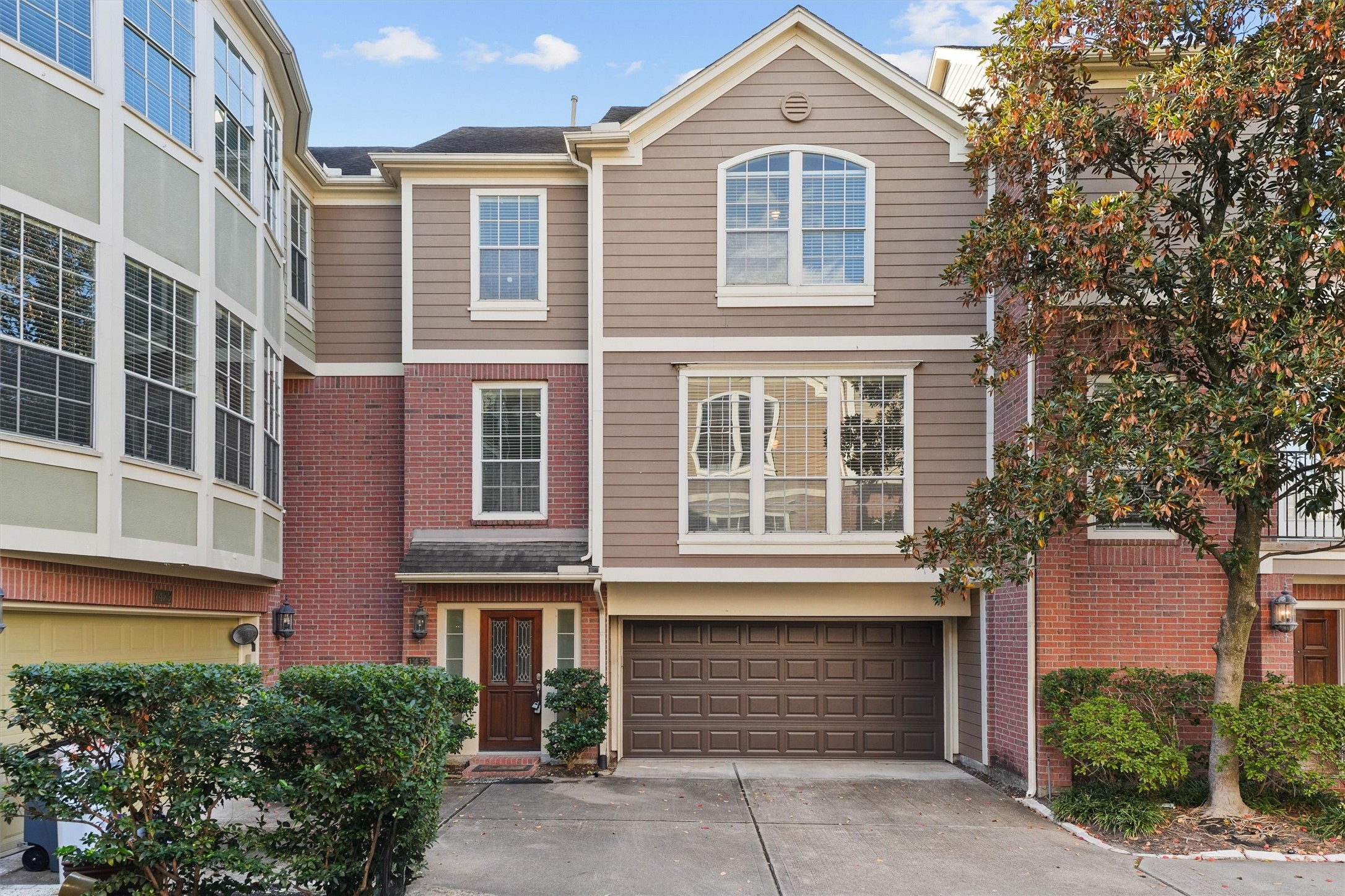 1433 Oneil Street Houston, TX 77019 - Photo 21 of 22 3 stories