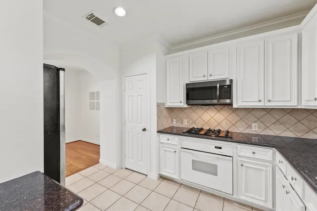 $2,485 | 1433 Oneil Street, Houston, TX 77019