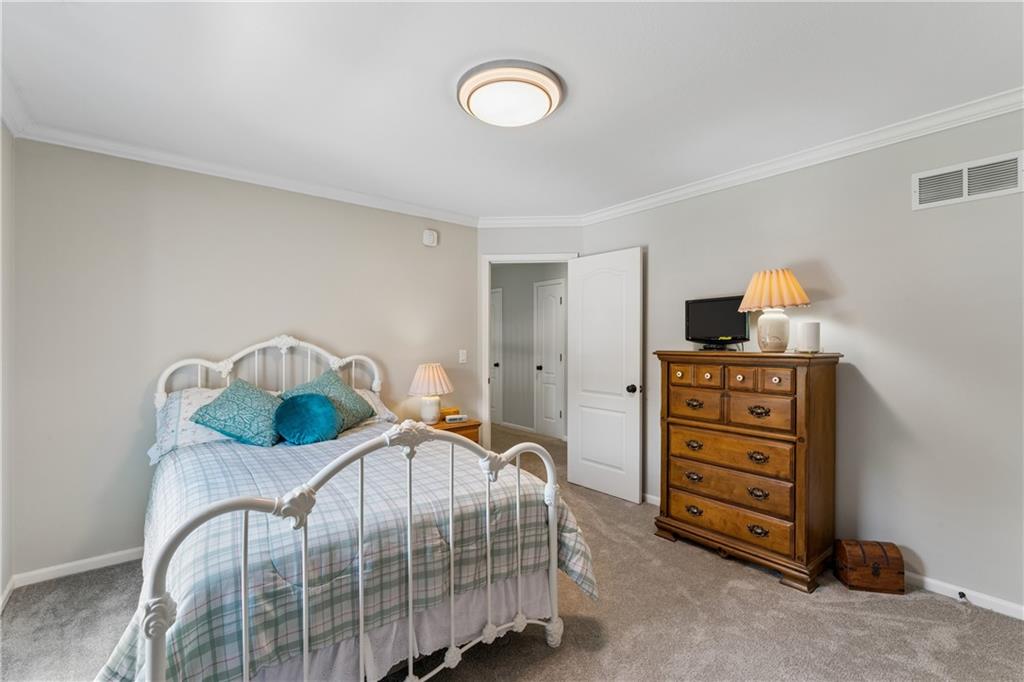 1325 Inverness Drive Lawrence, KS 66049 - Photo 39 of 71