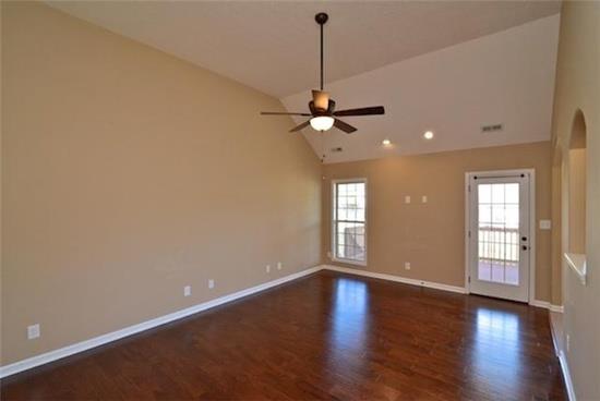 1459 Raven Road Clarksville, TN 37042 - Photo 2 of 19 Living Room