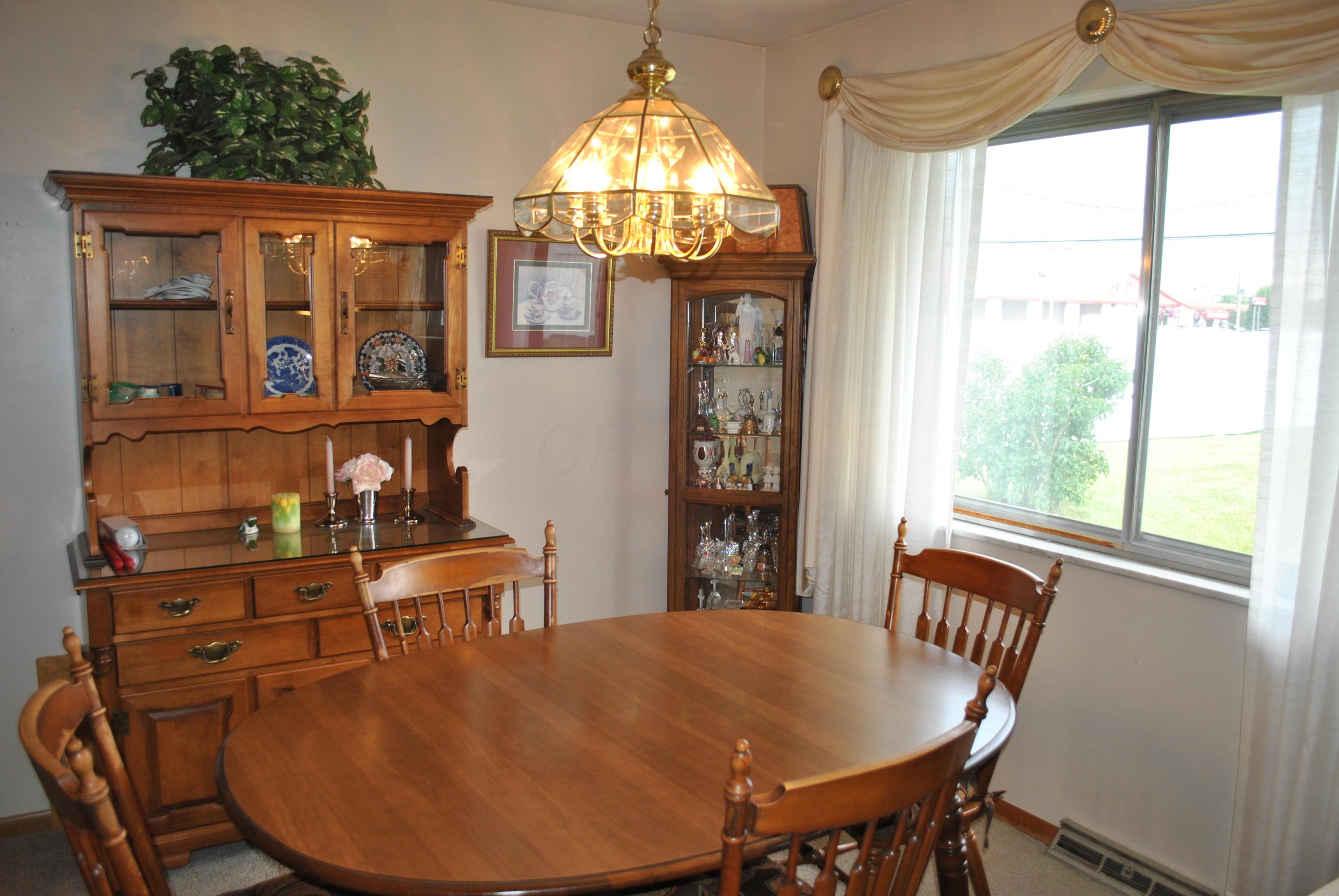 1056 Ross Road Columbus, OH 43227 - Photo 15 of 20 Gallery Image 15