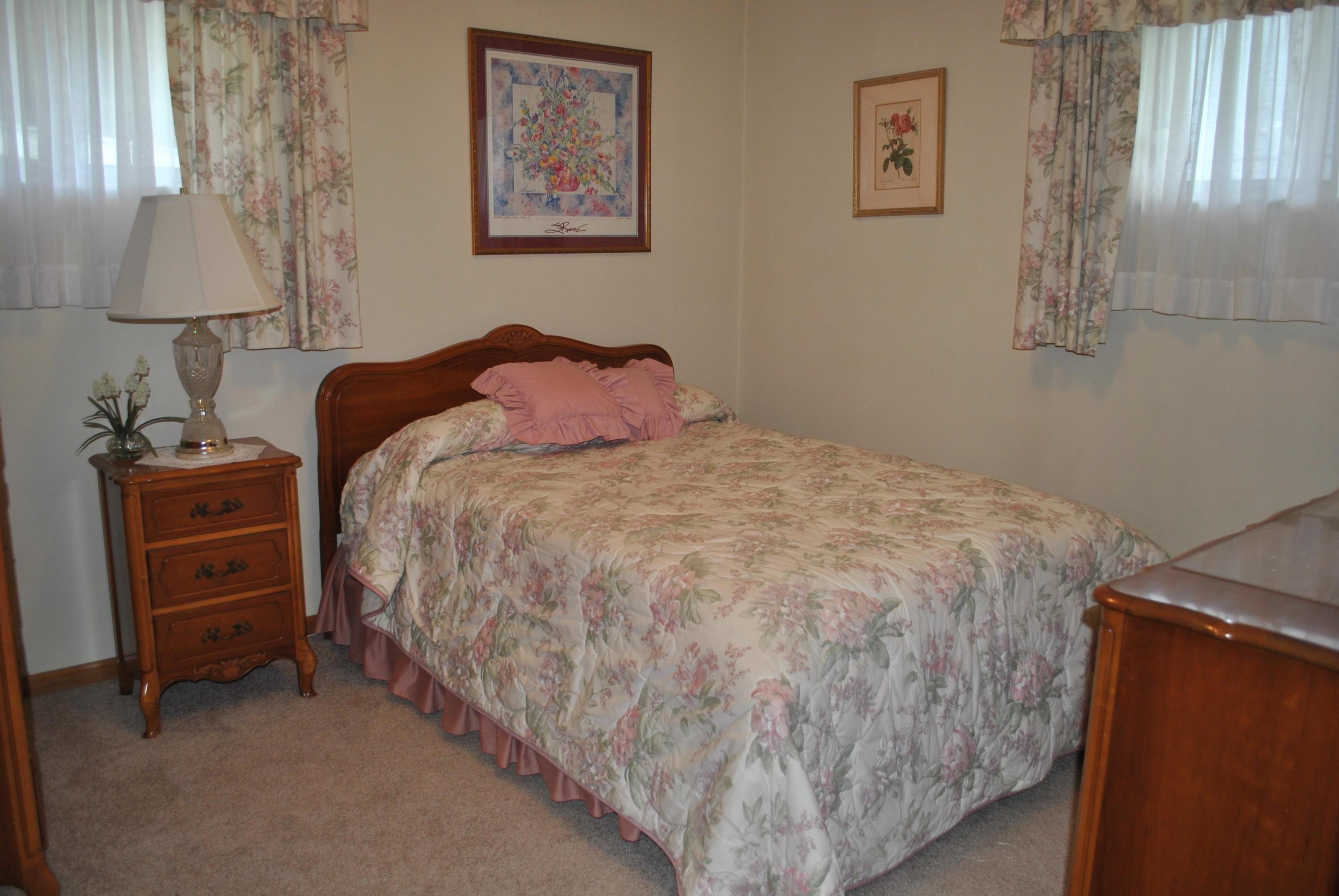 1056 Ross Road Columbus, OH 43227 - Photo 17 of 20 Gallery Image 17