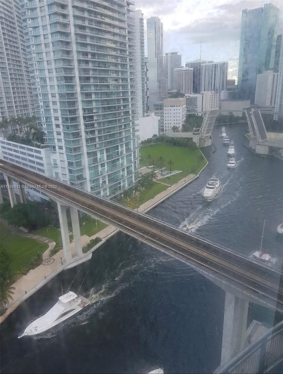 690 Southwest 1st Court, Unit 1901 Miami, FL 33130 - Photo 15 of 16