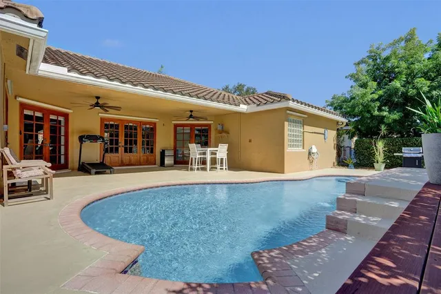 $4,800 | 4142 Northwest 58th Drive, Coconut Creek, FL 33073