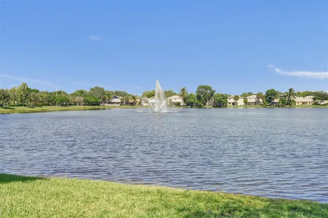 $4,800 | 4142 Northwest 58th Drive, Coconut Creek, FL 33073