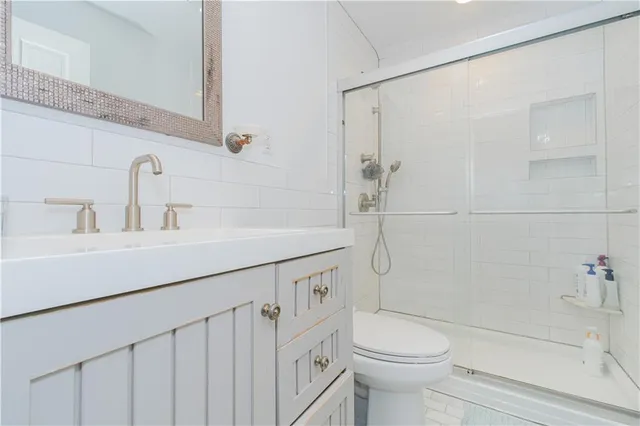 $975,000 | 2 Michigan Road, Floral Park, NY 11001