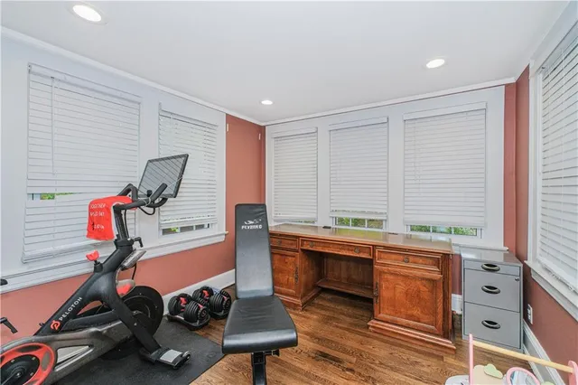 $975,000 | 2 Michigan Road, Floral Park, NY 11001