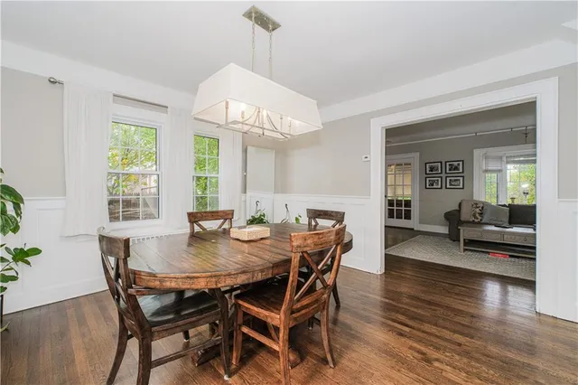 $975,000 | 2 Michigan Road, Floral Park, NY 11001