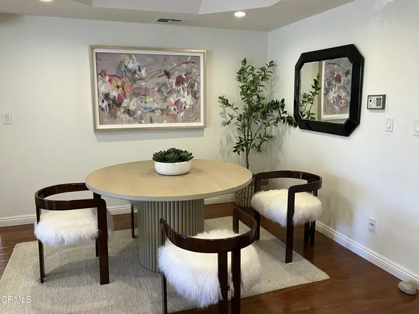 $3,000 | 335 South Sierra Madre Boulevard, Unit 104A, Pasadena, CA 91107