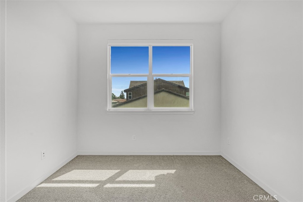 9406 Shade Place Rancho Cucamonga, CA 91730 - Photo 5 of 40