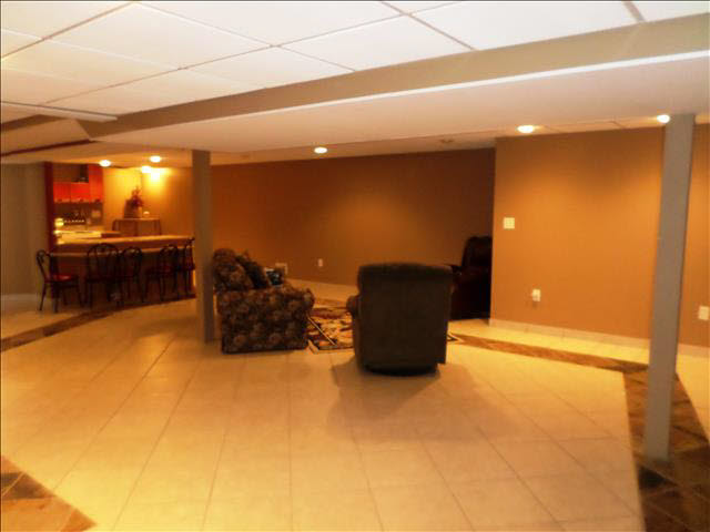 762 East Hurd Road Monroe, MI 48162 - Photo 22 of 25