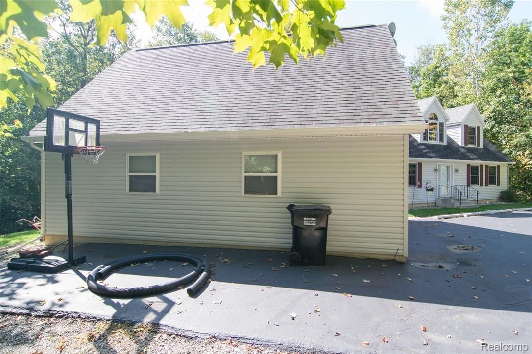 5499 Hunt Road Adrian, MI 49221 - Photo 63 of 65 DSC_1370.jpg