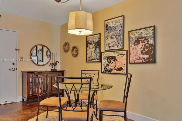 $3,000 | 1200 West Avenue, Unit 423, Miami Beach, FL 33139