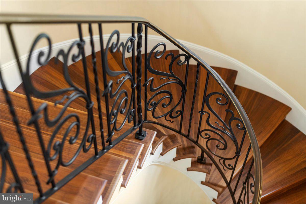 102 Grandview Avenue Hopewell, NJ 08525 - Photo 30 of 79 Intricate ironwork